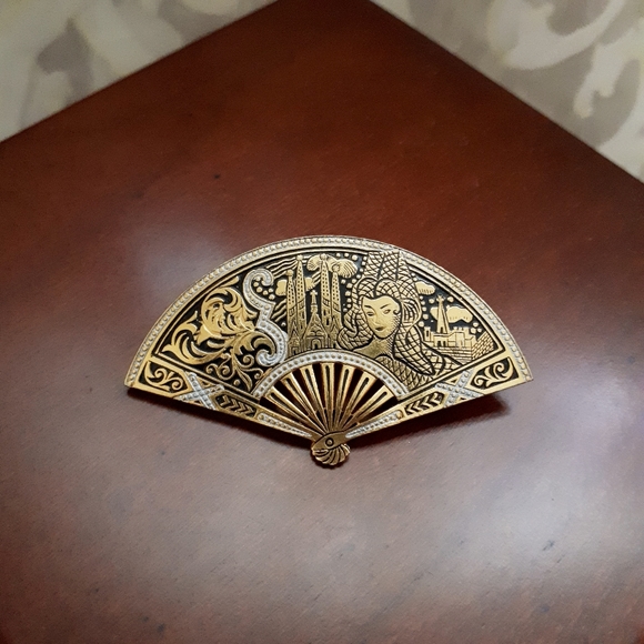 Vintage handmade Spanish damascene pin brooch - Picture 6 of 10